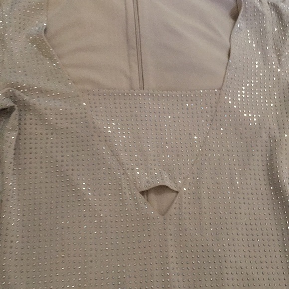 Tan dress with studs - Picture 4 of 5